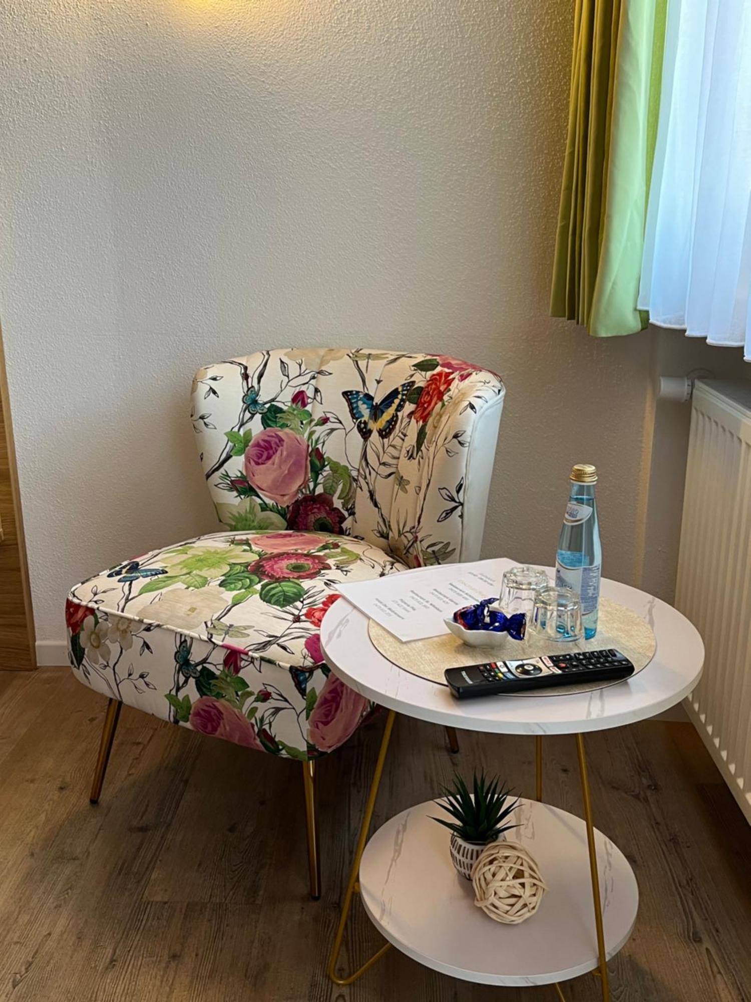 Pension Florian Burgusio Exteriör bild